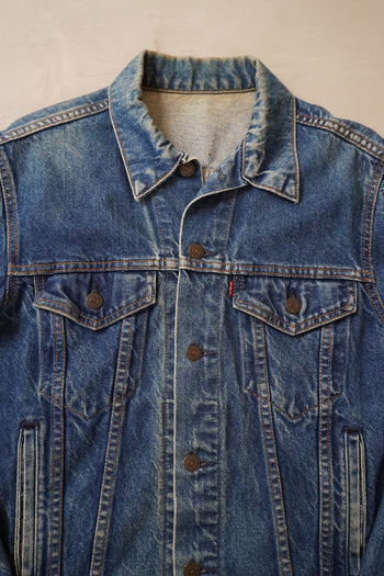 Levi’s Dark Wash Denim Trucker Jacket