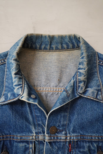Levi’s Dark Wash Denim Trucker Jacket